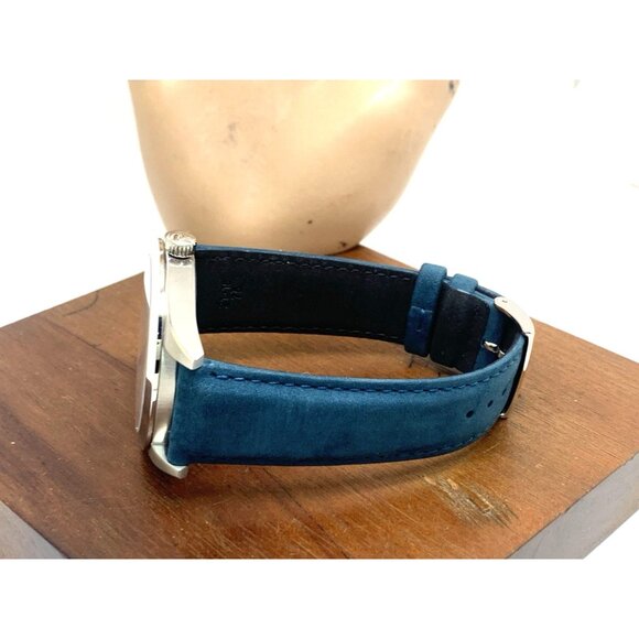 Tissot Men's Watch Swiss Quartz Blue Dial Date 40mm Leather Strap T127410A - Picture 10 of 15